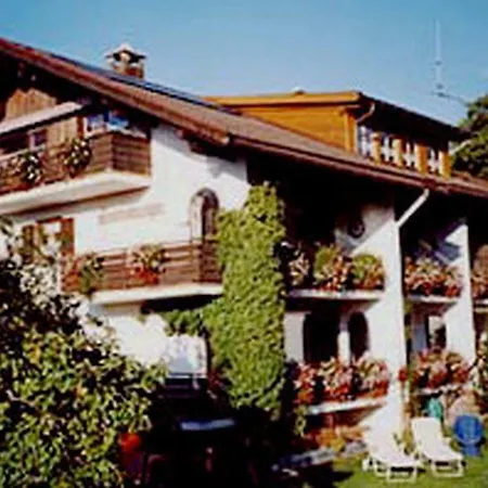 Haus Gerold 아파트 *